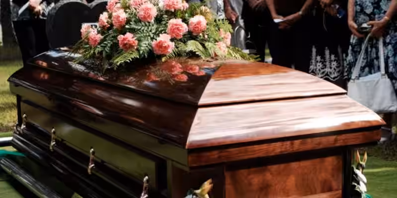 que-significa-sonar-que-estas-muerto-en-un-ataud